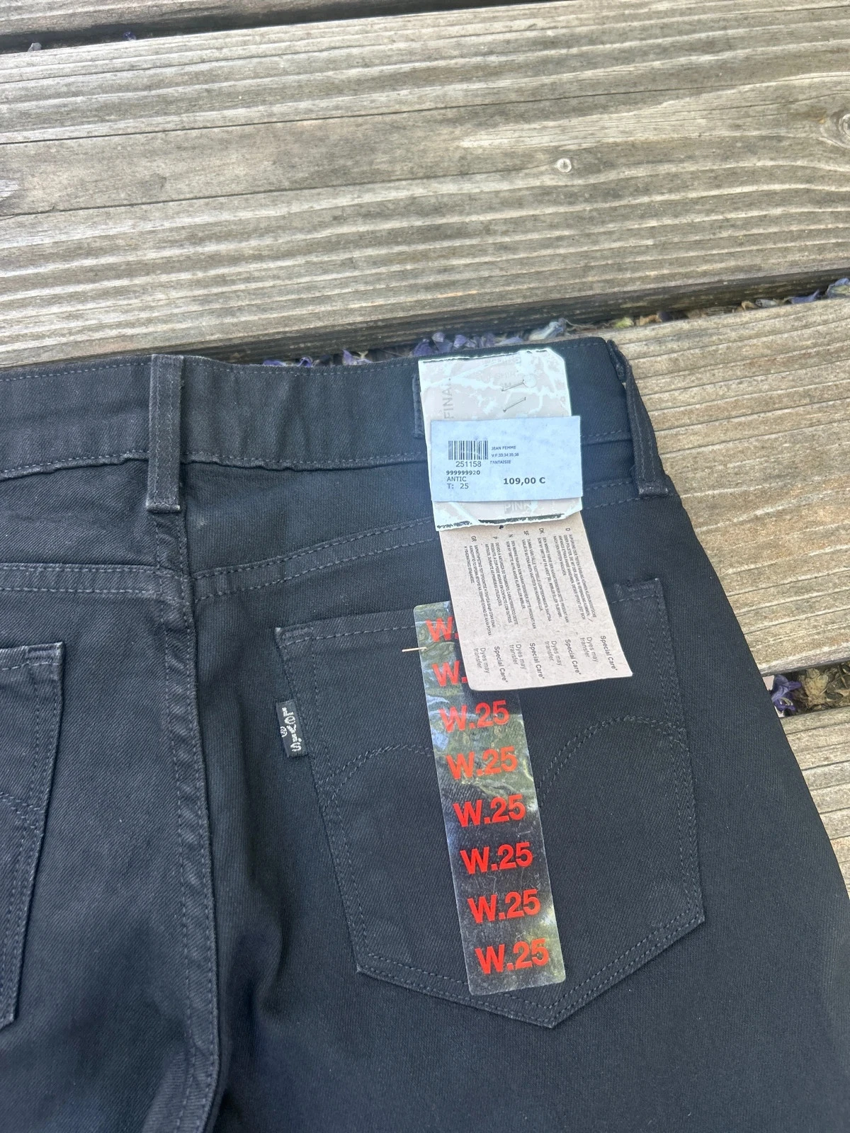 Jean Levi's nuevo talla W25 L32 Modelo 247 – photo 4